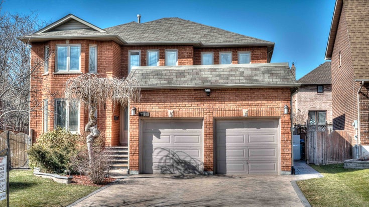  2167 Castlefield Cres - Halton HOUSE, 4 Bedrooms (30641136)