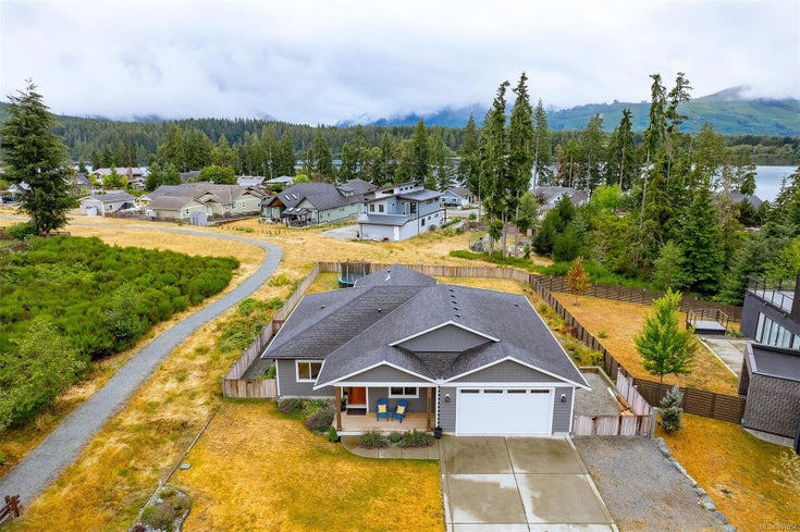 9444 Marble Bay Rd - Du Lake Cowichan Single Family Residence, 3 Bedrooms (991654)
