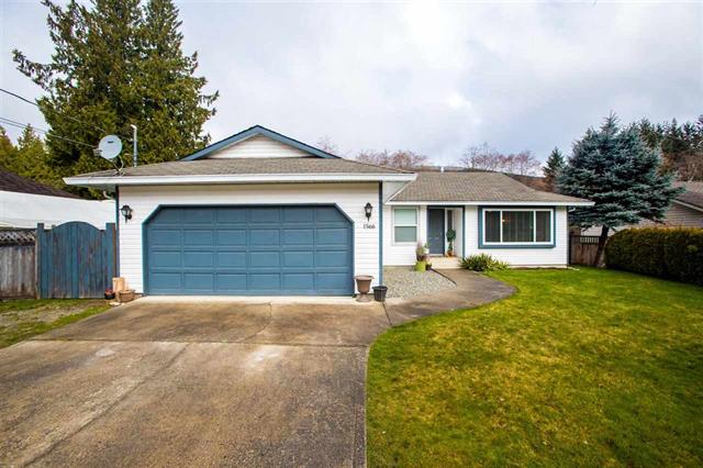 1566 Larchberry Way - Gibsons & Area House/Single Family for sale, 3 Bedrooms (R2251792)