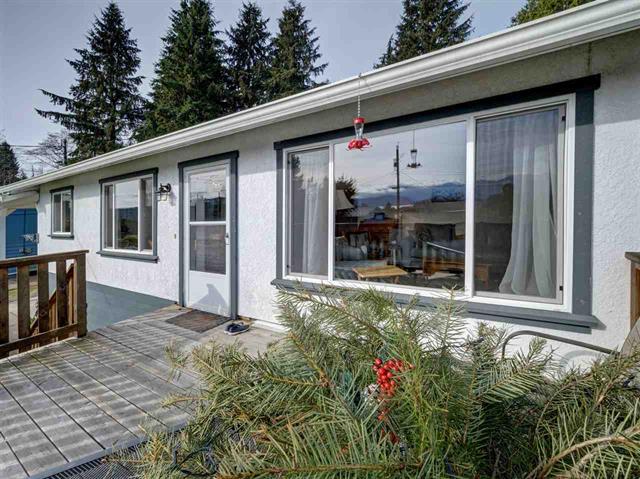 1505 Johnson Road - Gibsons & Area House/Single Family for sale, 2 Bedrooms (R2552315)