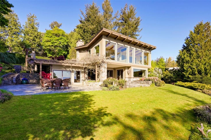 2248 Arbutus Rd - SE Arbutus Single Family Residence for Sale, 4 Bedrooms (997593)