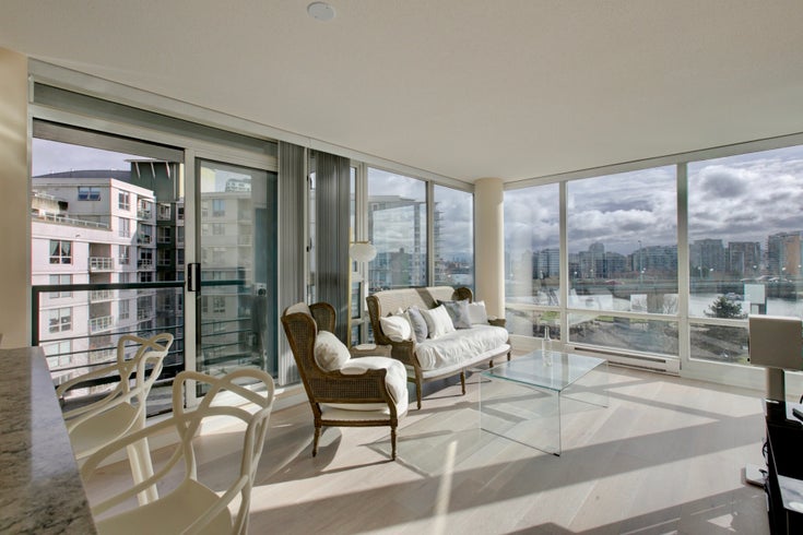 1033 MARINASIDE CRESCENT  - Yaletown Apartment/Condo for sale, 1 Bedroom (SMART4)