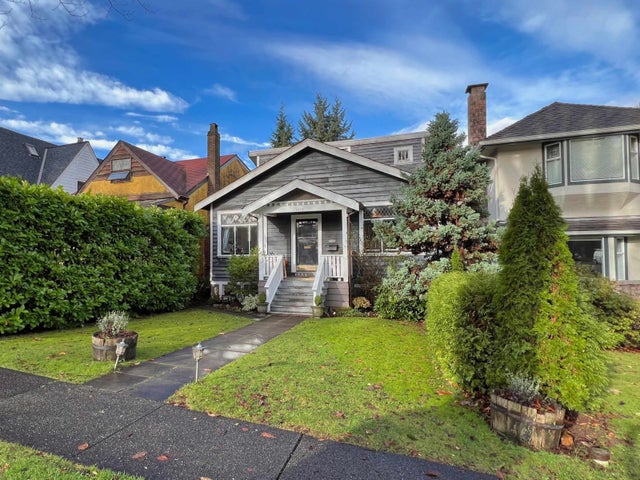 4213 W 13TH AVENUE - Point Grey House/Single Family, 6 Bedrooms (R2634696)