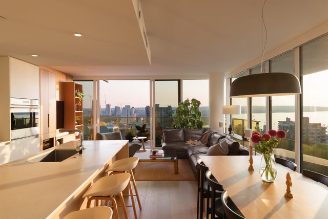 1404 - 1365 Davie Street - West End VW Apartment/Condo for Sale, 2 Bedrooms (R3045496)