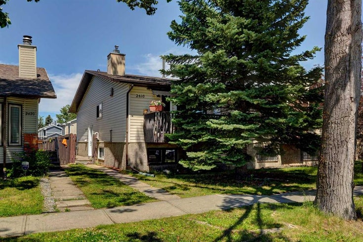 2416 Woodview Drive SW - Woodlands Semi Detached (Half Duplex) for Sale, 4 Bedrooms (A2236196)