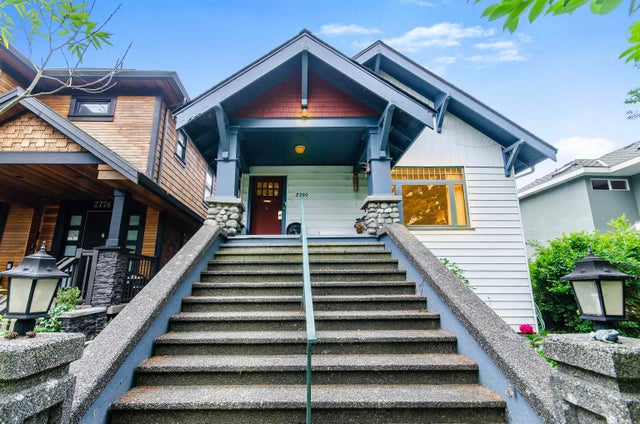 2780 W 24th Avenue - Arbutus Single Family Residence for Sale, 7 Bedrooms (R3018026)