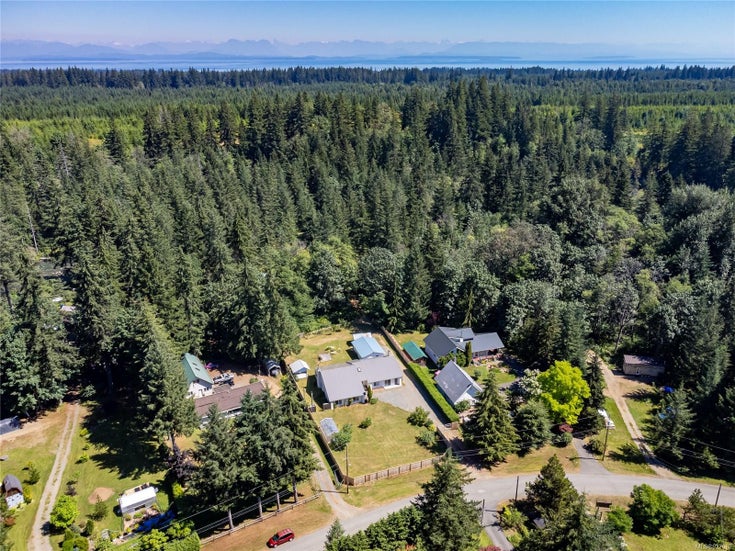 3760 James Cres - CV Merville Black Creek Single Family Residence, 4 Bedrooms (927062)