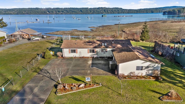 7442 Yake Rd - CV Union Bay/Fanny Bay Manufactured Home for Sale, 2 Bedrooms (984301)