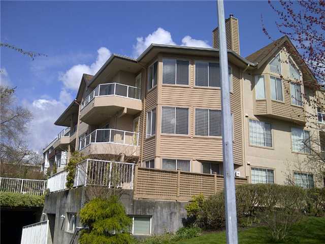 # 205 1009 HOWAY ST - Uptown NW Apartment/Condo for sale, 2 Bedrooms (V960336)