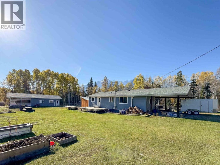5933 RACEWAY ROAD - Smithers House for Sale, 4 Bedrooms (R3053648)