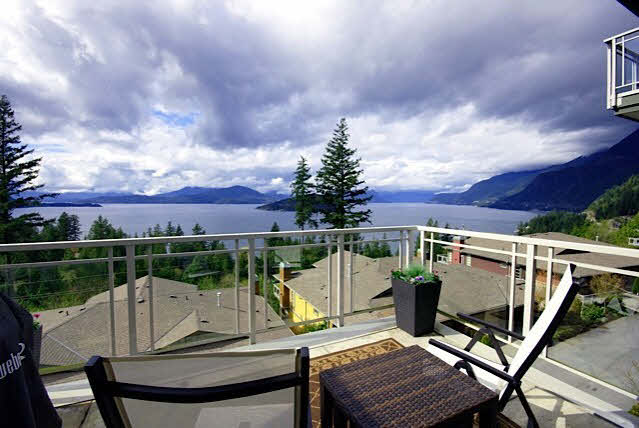 8597 Seascape Drive - Howe Sound Townhouse for sale, 3 Bedrooms (V944451)