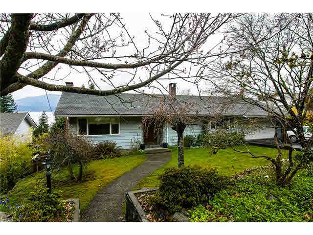 120 Seaview Place - Lions Bay House/Single Family for sale, 4 Bedrooms (V1056391)