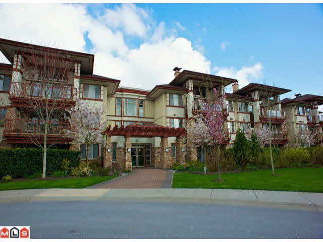 102 16499 64th Avenue - Cloverdale BC Apartment/Condo, 2 Bedrooms (F1223743)