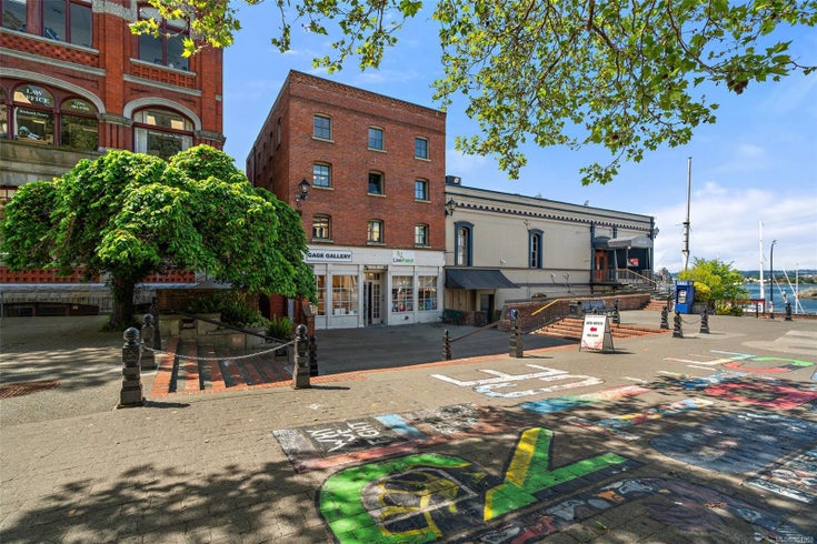 19 Bastion Sq - Vi Downtown Mixed Use for sale(964968)