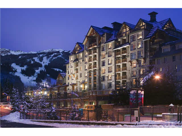 5517 4299 Blackcomb Way - Whistler Village Apartment/Condo, 2 Bedrooms (V1103759)