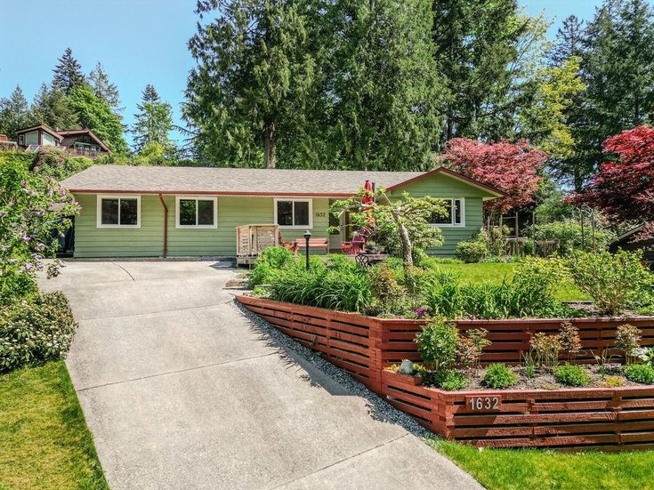 1632 YMCA ROAD - Gibsons & Area House/Single Family for sale, 3 Bedrooms (R2881673)
