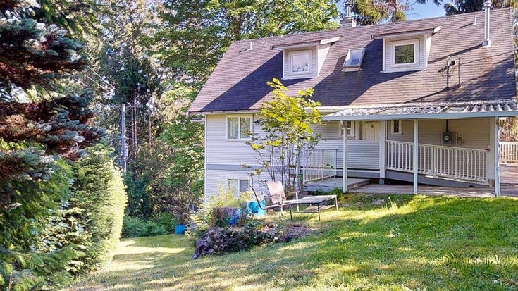 1502 Smith Road - Gibsons & Area Single Family Residence, 6 Bedrooms (R3003891)