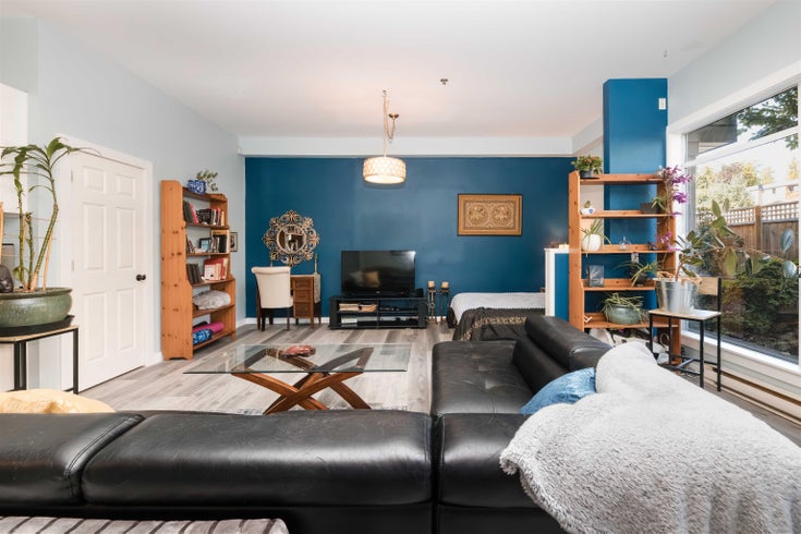 102 - 703 Gibsons Way - Gibsons & Area Apartment/Condo for Sale, 2 Bedrooms (R3028690)
