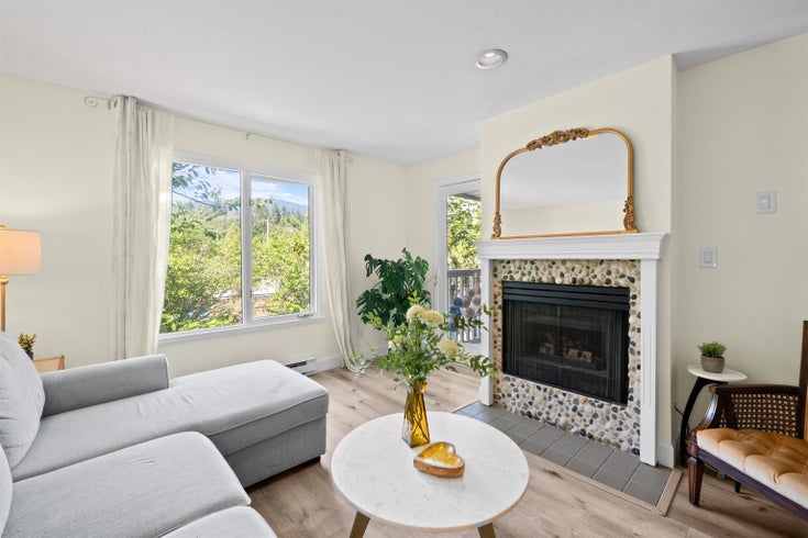 204 - 1528 Bowser Avenue - Norgate Apartment/Condo for Sale, 1 Bedroom (R3009795)