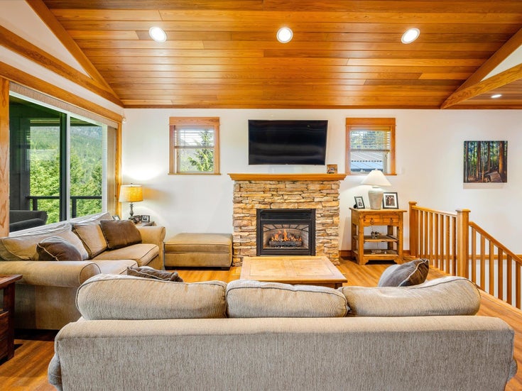 2314 Cayley Close - Bayshores Single Family Residence for Sale, 4 Bedrooms (R3045934)