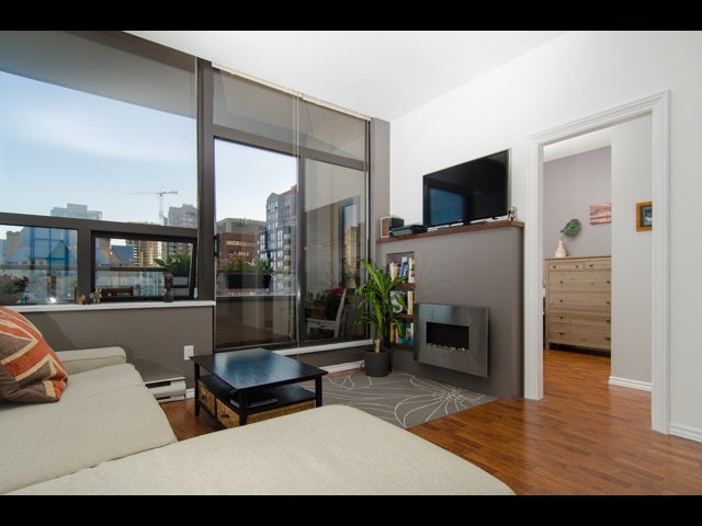 1010 1010 Howe Street - Downtown VW Apartment/Condo for sale, 1 Bedroom (R2184383)