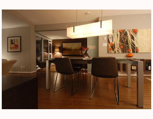 902 2770 Sophia Street - Mount Pleasant VE Apartment/Condo for sale, 2 Bedrooms (V807058)