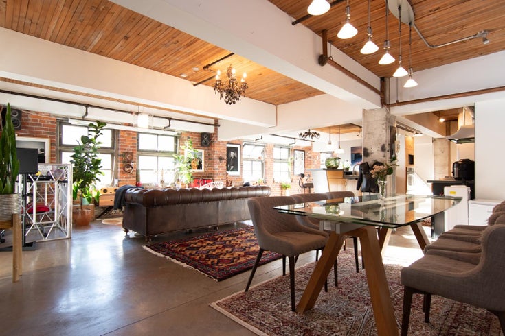 31 - 120 Powell Street - Downtown VE Apartment/Condo, 3 Bedrooms (R2997765)