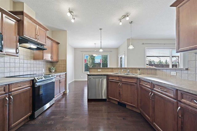 229 Bridlerange Place SW - Bridlewood Semi Detached (Half Duplex) for Sale, 3 Bedrooms (A2250114)