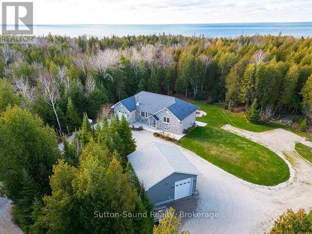109 PIKE STREET - Northern Bruce Peninsula House for Sale, 3 Bedrooms (X12065432)