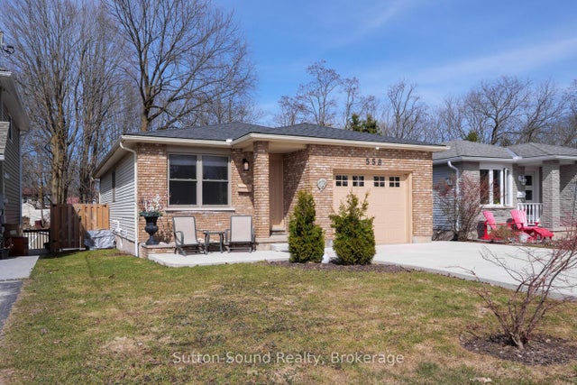 558 23rd Street W - Owen Sound Detached for Sale, 2 + 1 Bedrooms (X12065909)