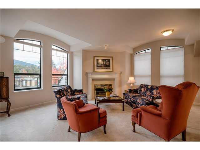 304 3088 Highland Boulevard - Edgemont Apartment/Condo for sale, 2 Bedrooms (V1090717)