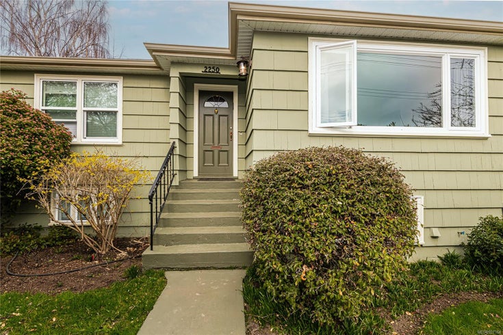 2250 McNeill Ave - OB South Oak Bay Single Family Detached for sale, 4 Bedrooms (927164)