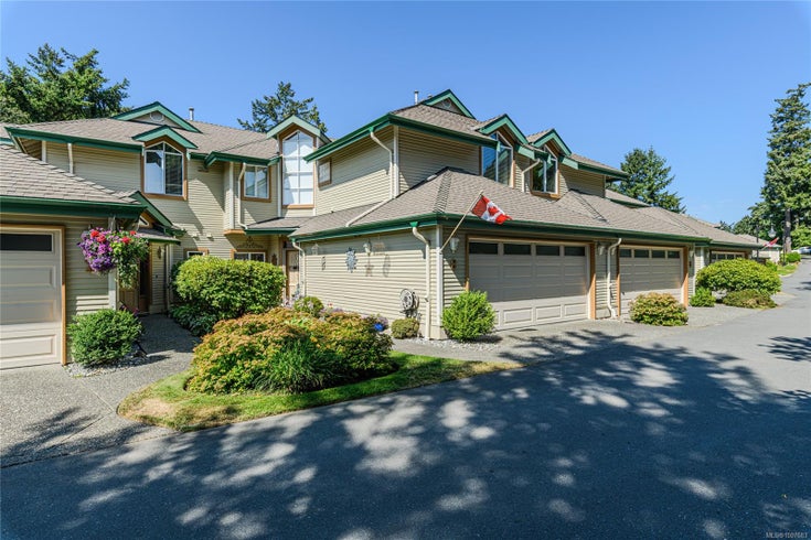 8 - 520 Marsett Pl - SW Royal Oak Townhouse for Sale, 3 Bedrooms (1007683)