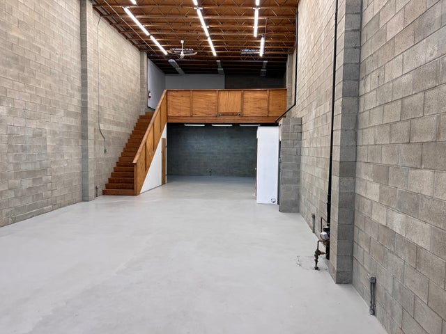 1550 Richmond - North Vancouver Industrial for Sale(C8069310)