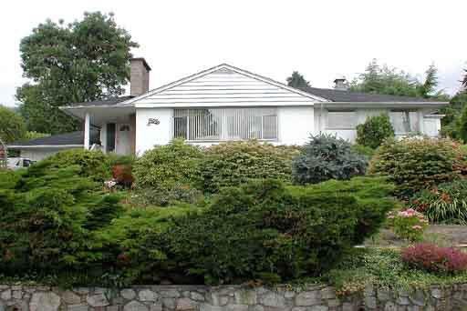 1395 Palmerston Avenue - Ambleside House/Single Family(V251549)