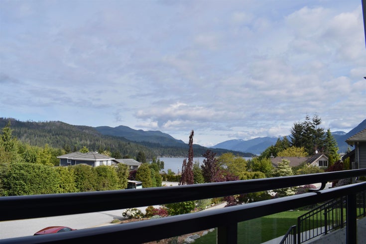 6404 Piper Place - Sechelt District House/Single Family for sale(R2660410)