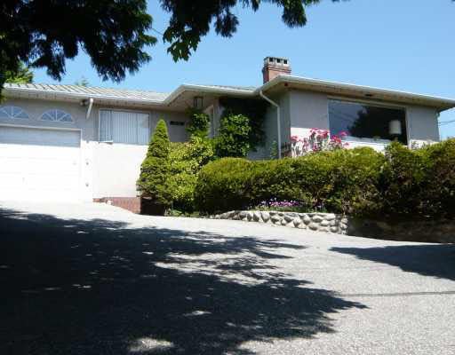 815 Esquimalt Avenue - Sentinel Hill House/Single Family(V781590)