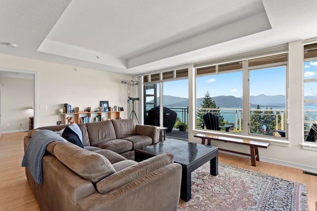 8601 Seascape Place - Howe Sound Half Duplex for Sale, 4 Bedrooms (R3029296)