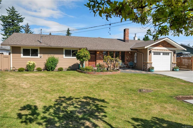 682 Holland Pl - CR Willow Point Single Family Residence for Sale, 4 Bedrooms (1008332)