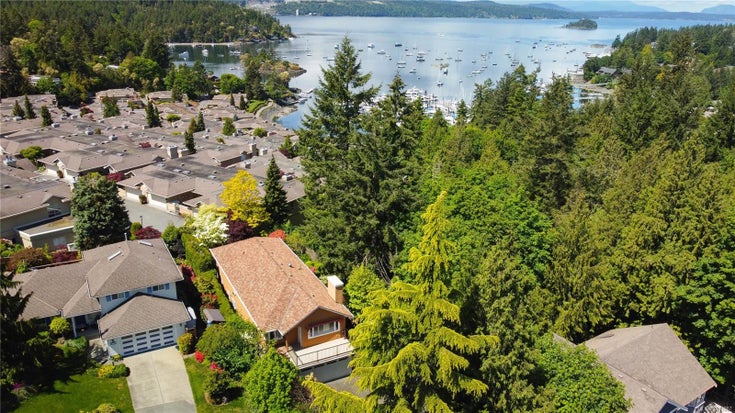 6912 Bayside Pl - CS Brentwood Bay Single Family Residence for Sale, 4 Bedrooms (1011687)