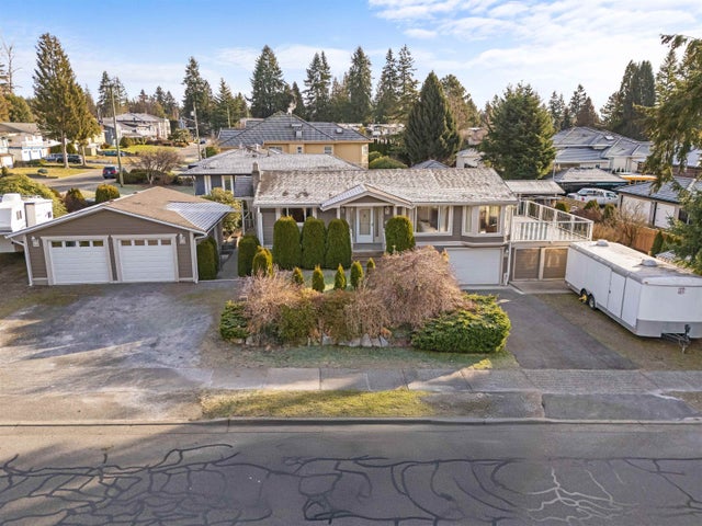 551 Poirier Street - Central Coquitlam Single Family Residence for Sale, 3 Bedrooms (R2988328)