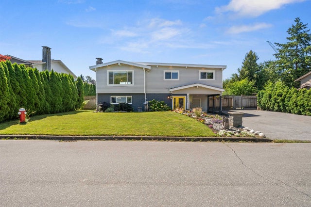 22580 Hinch Crescent - East Central Single Family Residence for Sale, 3 Bedrooms (R3026976)