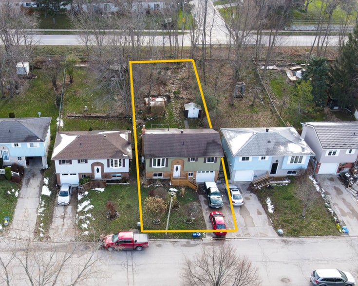 1241 11th St E Owen Sound - Owen Sound Single Family, 2 Bedrooms (40047062)
