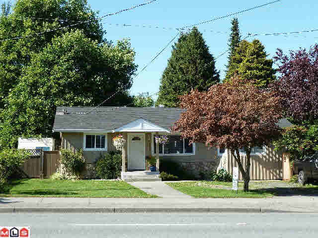 15861 16th Avenue - King George Corridor House/Single Family, 4 Bedrooms (F1018625)