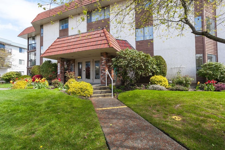 305 1458 BLACKWOOD STREET - White Rock Apartment/Condo for sale, 2 Bedrooms (R2361211)