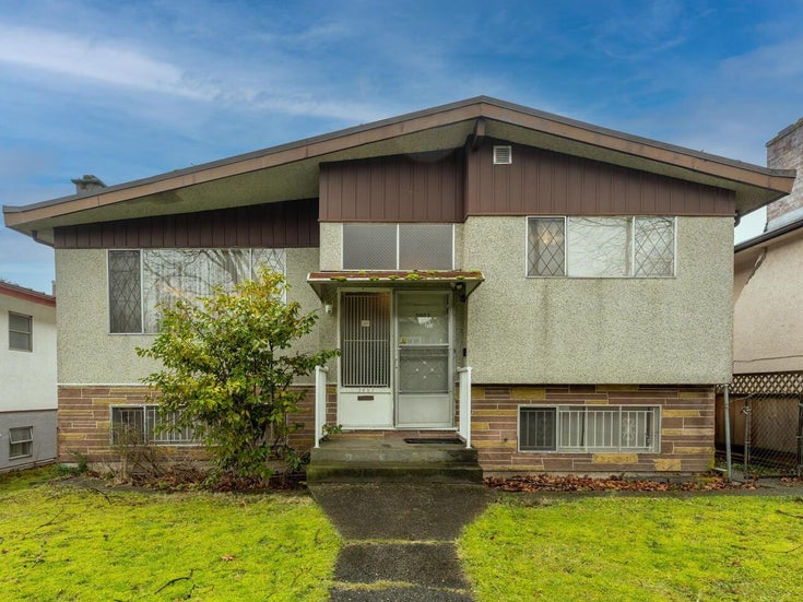 2007 E 2nd Avenue - Grandview Woodland Single Family Residence for Sale, 6 Bedrooms (R2970760)