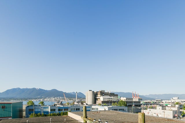 302 - 933 E Hastings Street - Strathcona Apartment/Condo for Sale, 2 Bedrooms (R3007982)
