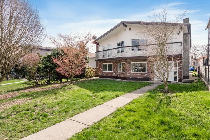 4346 Dundas Street - Vancouver Heights Single Family Residence for Sale, 5 Bedrooms (R3014542)