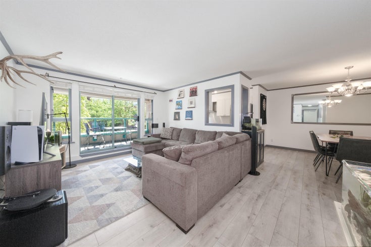 209 - 223 Mountain Highway - Lynnmour Apartment/Condo for Sale, 2 Bedrooms (R3020674)