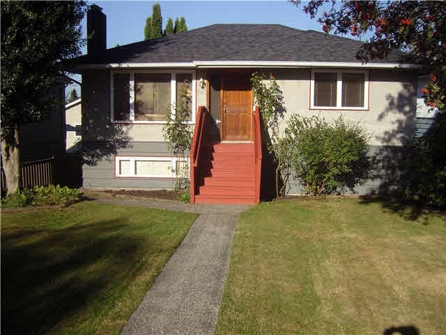 1813 Mahon Avenue - Central Lonsdale House/Single Family, 3 Bedrooms (R2219677)